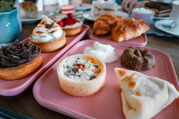 Cakes and desserts